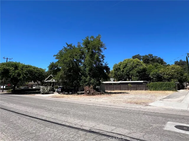 245 17th, Paso Robles, California 93446