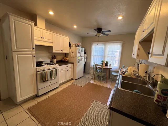 245 17th, Paso Robles, California 93446