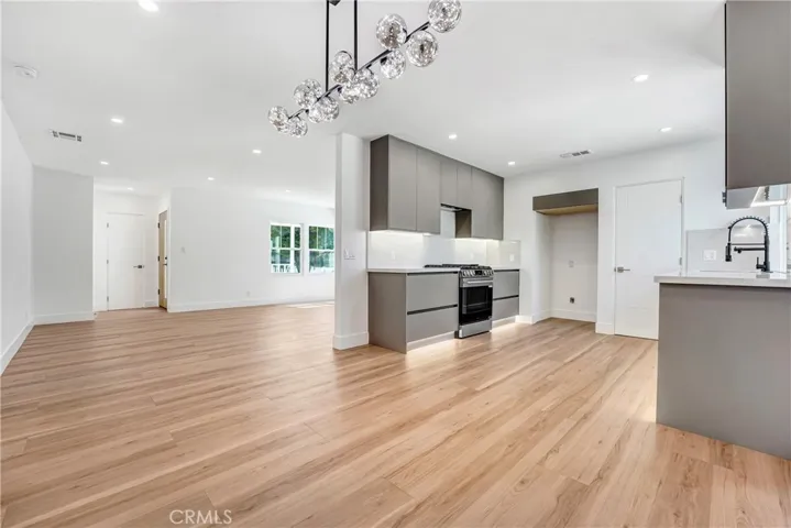6722 6724 Katherine Ave, Van Nuys, California 91405