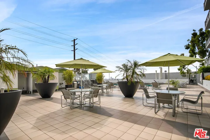 1155 N La Cienega Boulevard 1103, West Hollywood, California 90069