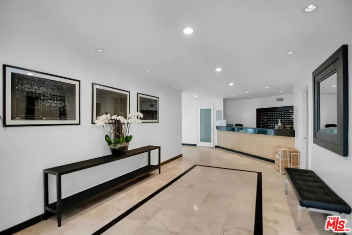 1155 N La Cienega Boulevard 1103, West Hollywood, California 90069