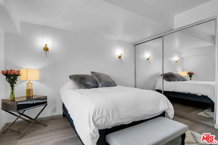 1155 N La Cienega Boulevard 1103, West Hollywood, California 90069