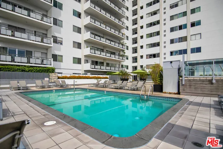 1155 N La Cienega Boulevard 1103, West Hollywood, California 90069