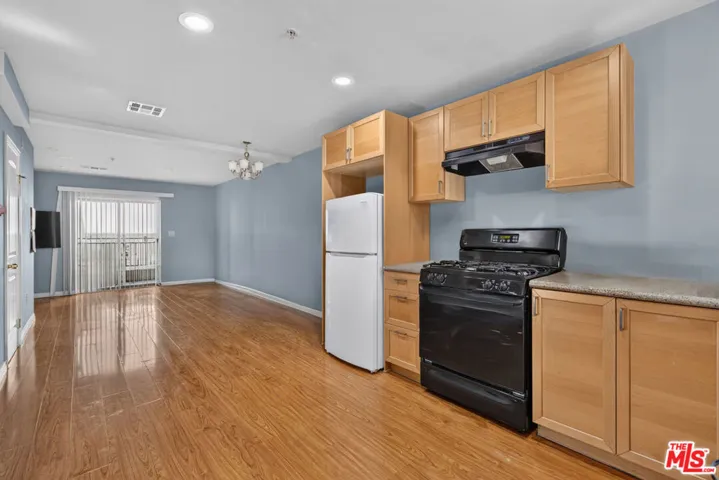 14618 Gilmore Street 4, Los Angeles, California 91411