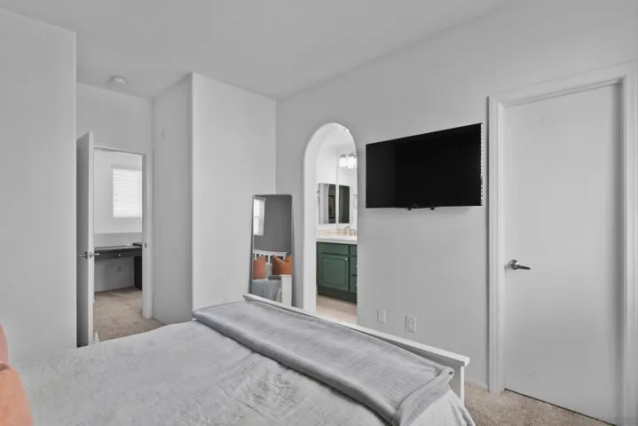 7715 El Cajon Blvd 10, La Mesa, California 91942