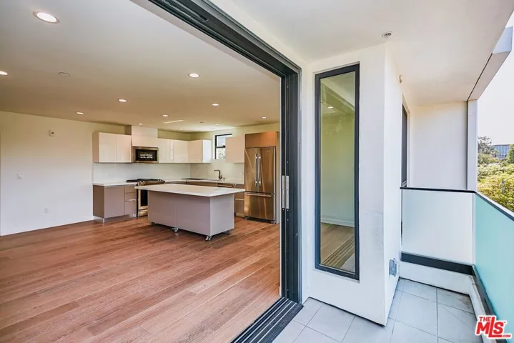 328 N Maple Drive 103, Beverly Hills, California 90210