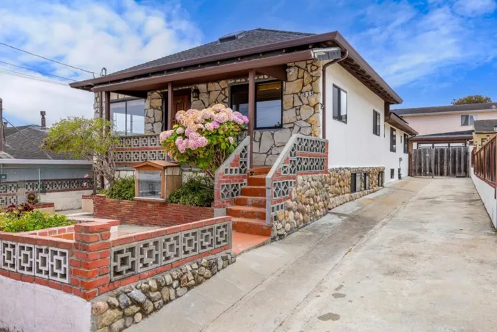 833 Hellam Street, Monterey, California 93940