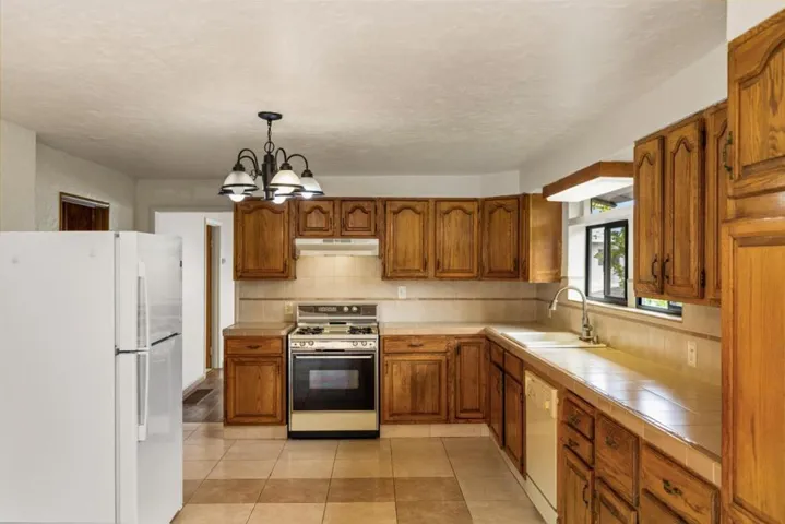 833 Hellam Street, Monterey, California 93940