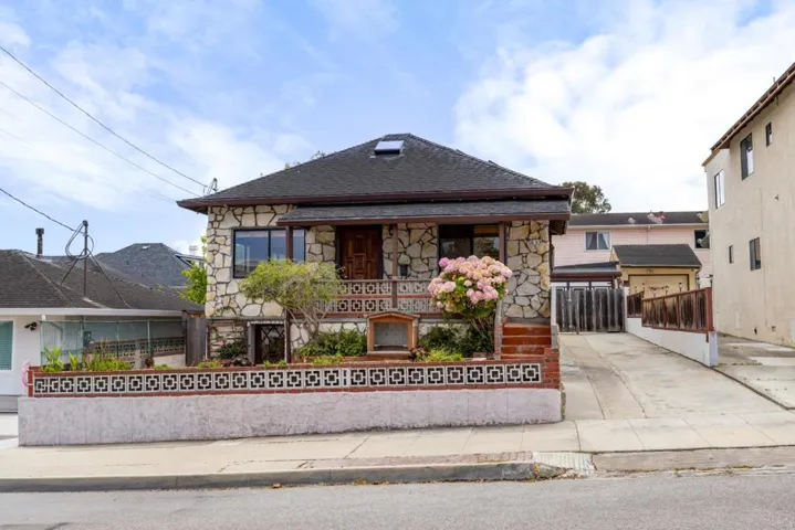 833 Hellam Street, Monterey, California 93940