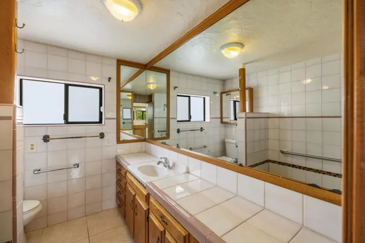 833 Hellam Street, Monterey, California 93940