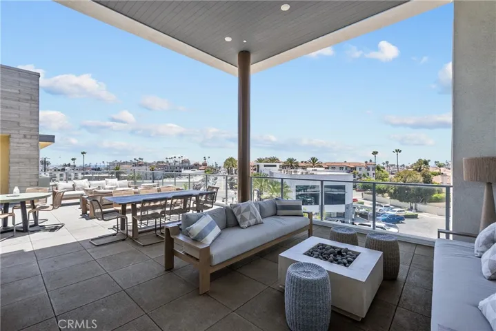 Rooftop Terrace w/ Fire Pits