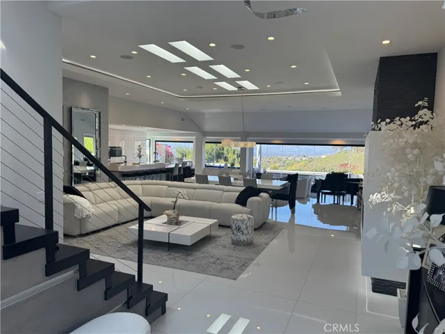 48 Drakes Bay Drive, Corona Del Mar, California 92625