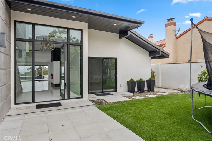 48 Drakes Bay Drive, Corona Del Mar, California 92625