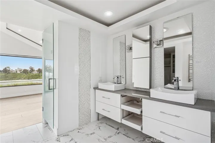 48 Drakes Bay Drive, Corona Del Mar, California 92625