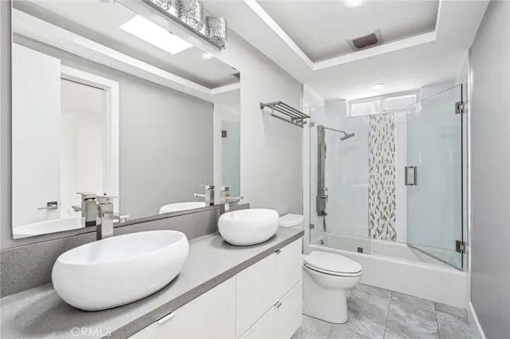 48 Drakes Bay Drive, Corona Del Mar, California 92625