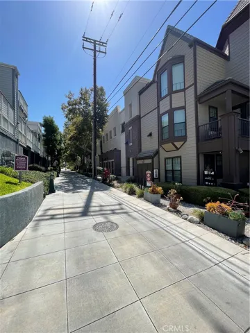 530 S Primrose Avenue, Monrovia, California 91006