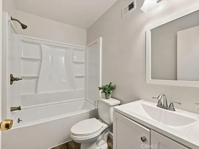 Hall Bathroom