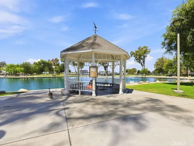 Beautiful Heritage Park, just down the street