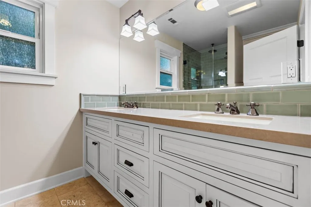 Secondary Bath