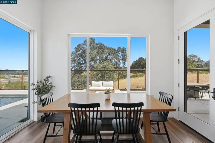 1023 Bridger Dr, Rescue, California 95672