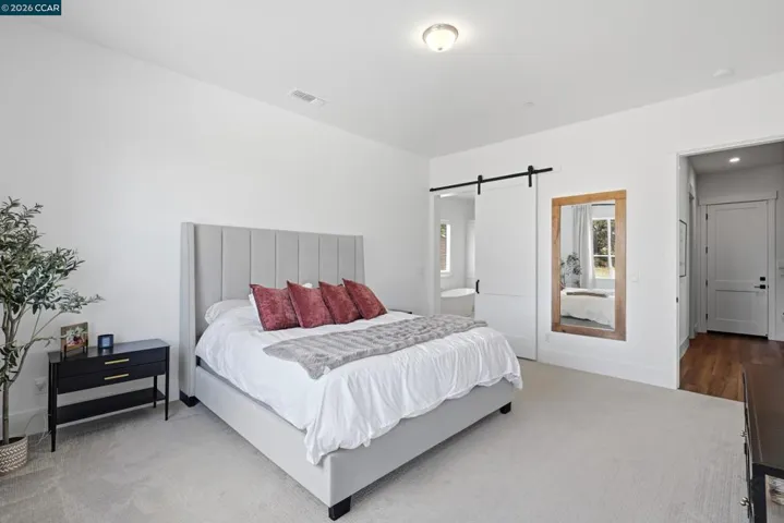 1023 Bridger Dr, Rescue, California 95672