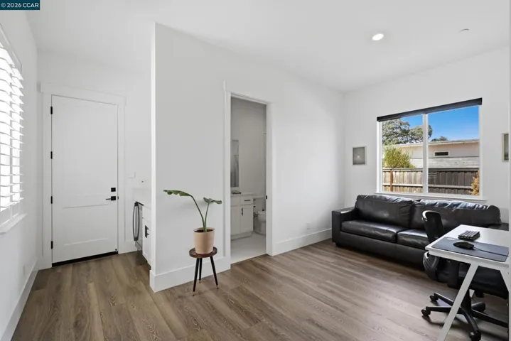 1023 Bridger Dr, Rescue, California 95672