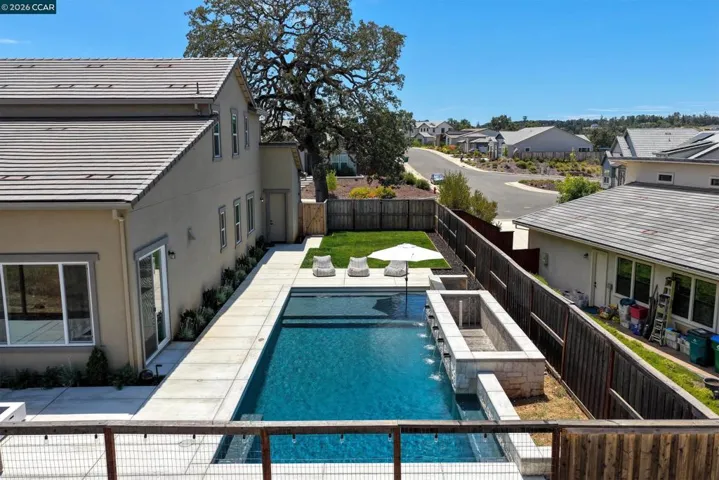 1023 Bridger Dr, Rescue, California 95672