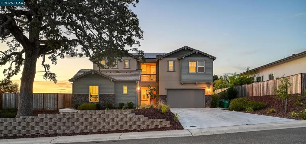1023 Bridger Dr, Rescue, California 95672