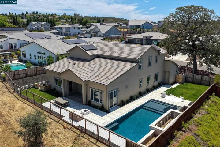 1023 Bridger Dr, Rescue, California 95672