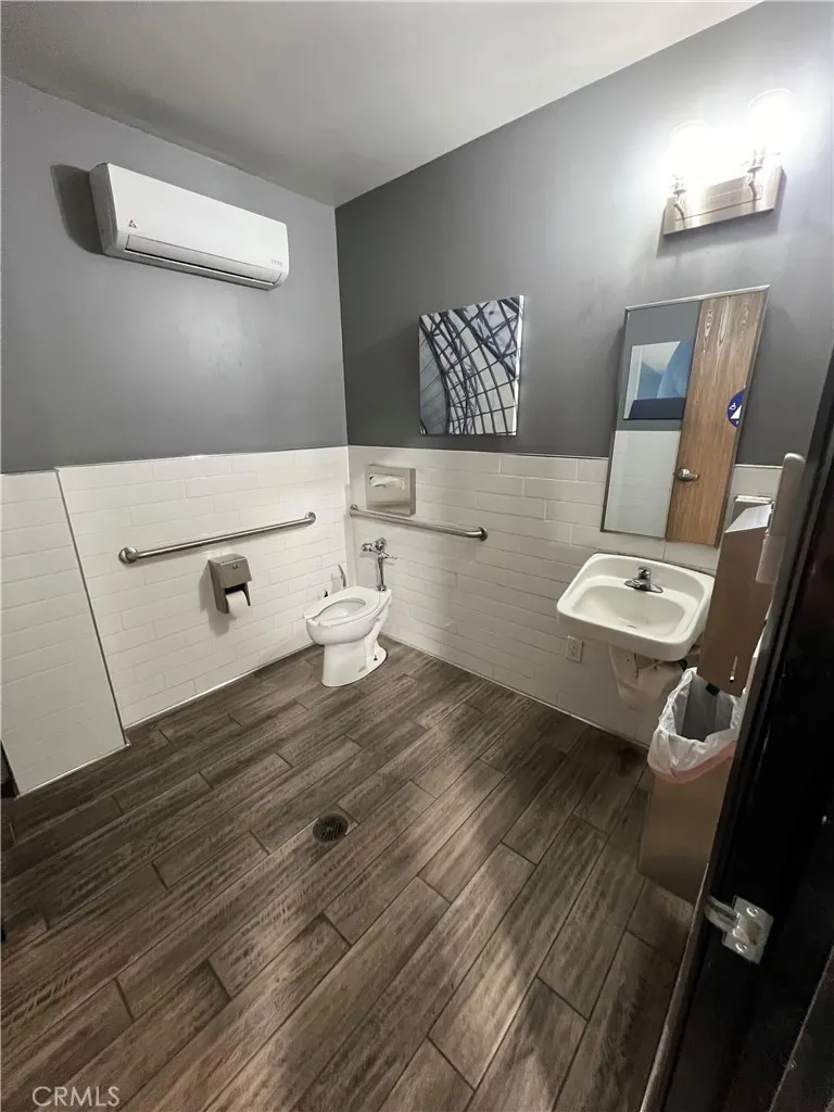 758 S Foisy Street, San Bernardino, California 92408 — photo 4