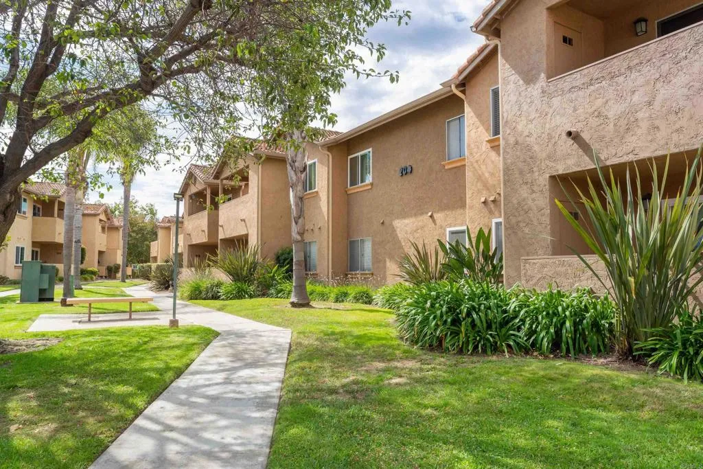 Beautifully maintained by the HOA.