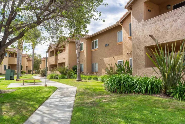 Beautifully maintained by the HOA.