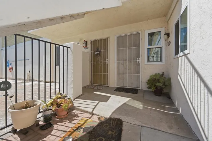 9220 Kenwood Street L, Spring Valley, California 91977