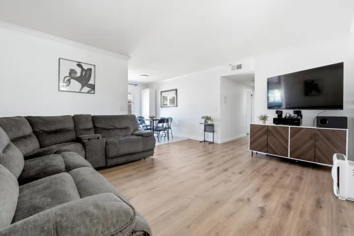 9220 Kenwood Street L, Spring Valley, California 91977