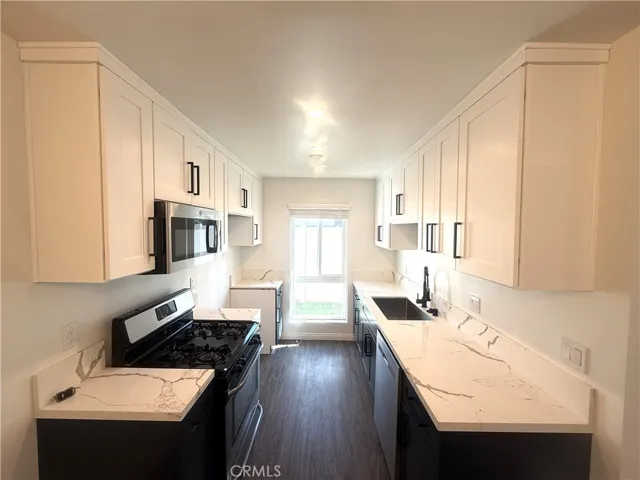 25205 Cypress Street 7, Lomita, California 90717