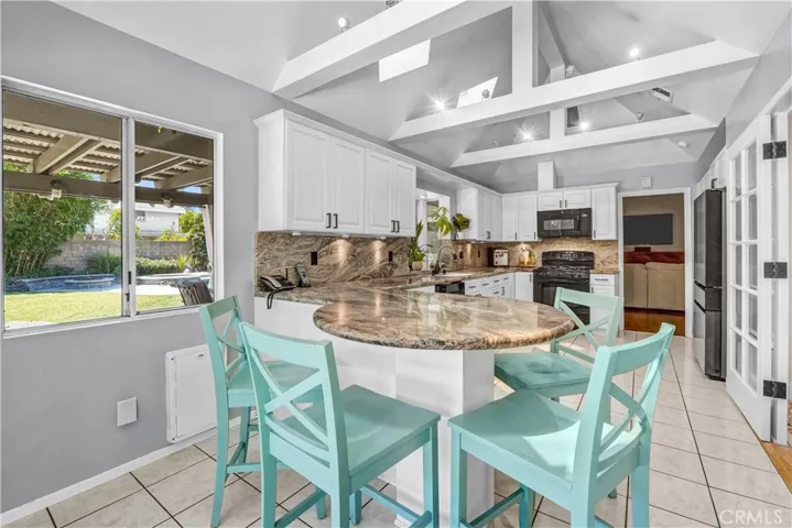 8329 Capistrano, West Hills, California 91304