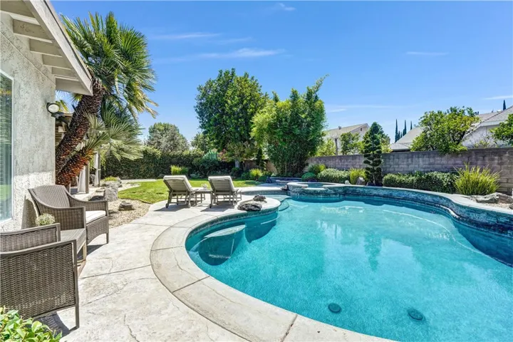 8329 Capistrano, West Hills, California 91304