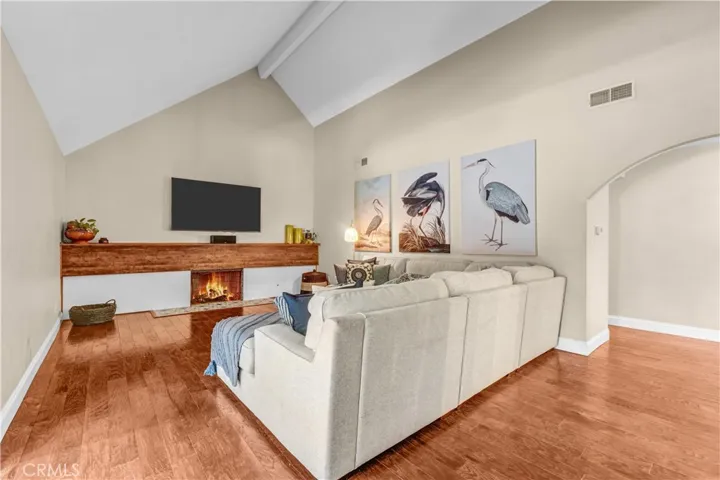 8329 Capistrano, West Hills, California 91304