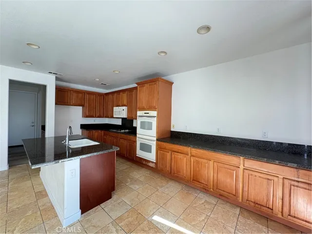 7912 Natoma, Eastvale, California 92880