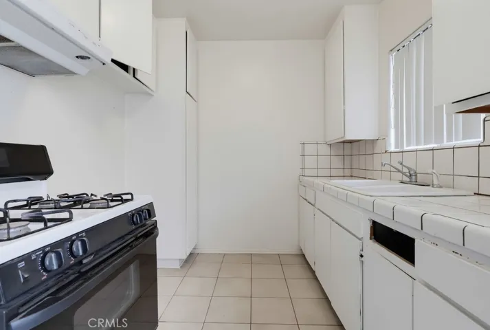 Unit 3 - Kitchen