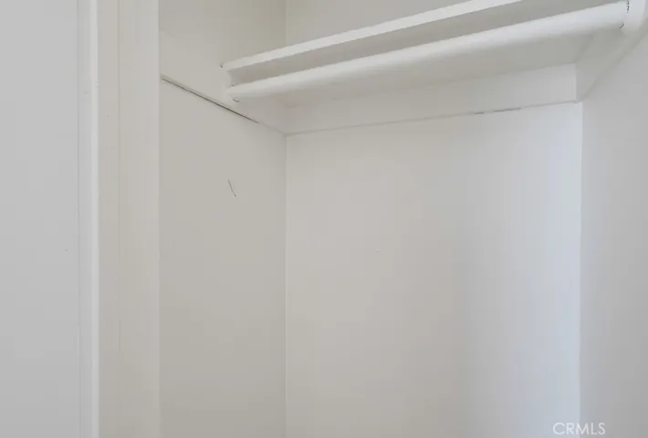 Unit 4 - Closet