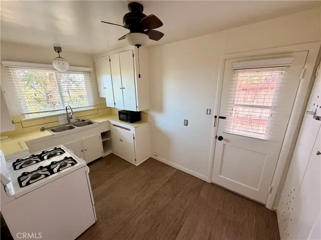 115 E Avenida San Juan, San Clemente, California 92672