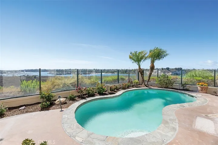 901 Spring Tide Drive, Newport Beach, California 92660