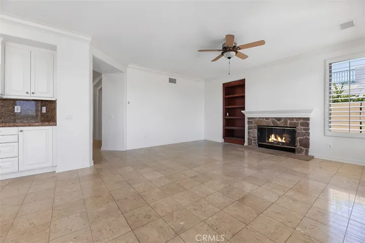 901 Spring Tide Drive, Newport Beach, California 92660