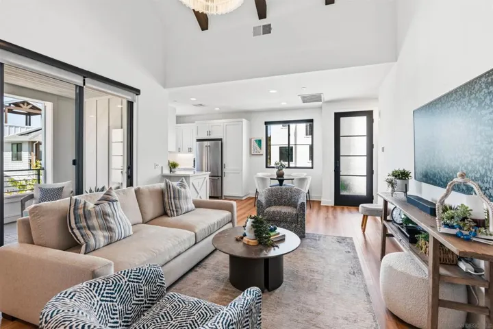 1602 San Remo Place 201, Encinitas, California 92024
