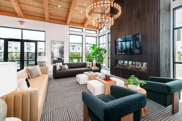 1602 San Remo Place 201, Encinitas, California 92024
