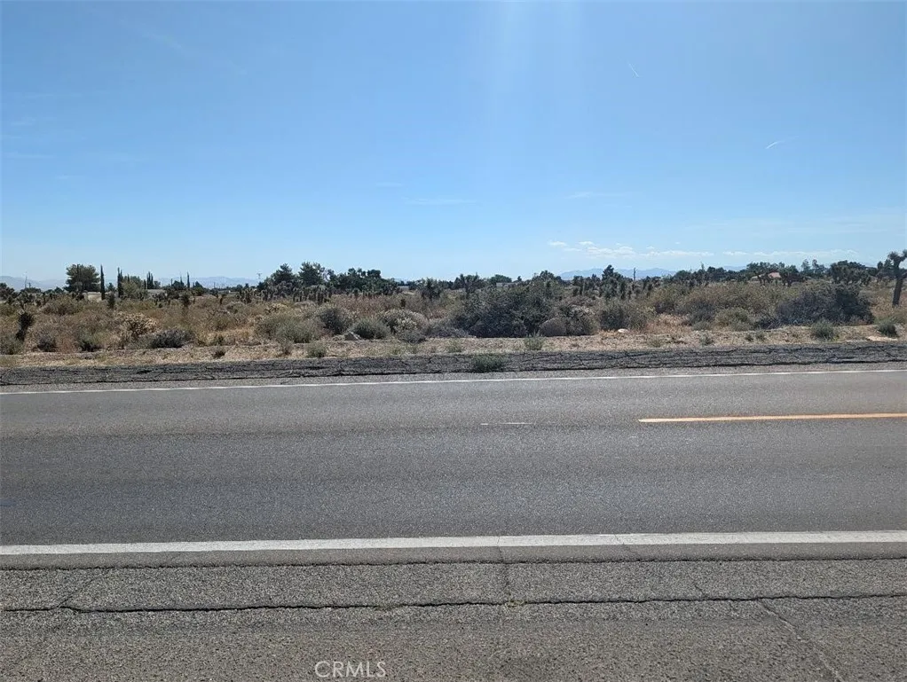 12 Sheep Creek, Phelan, California 92371 — photo 4