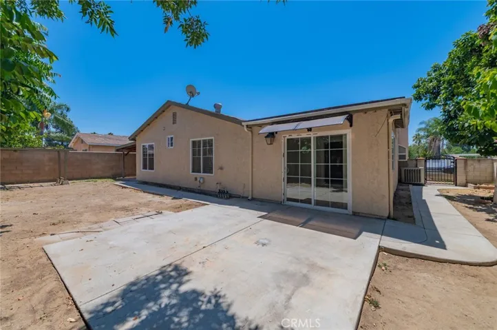545 E Spruce Street, Ontario, California 91761