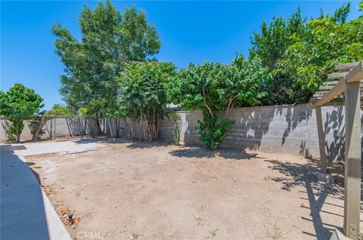 545 E Spruce Street, Ontario, California 91761