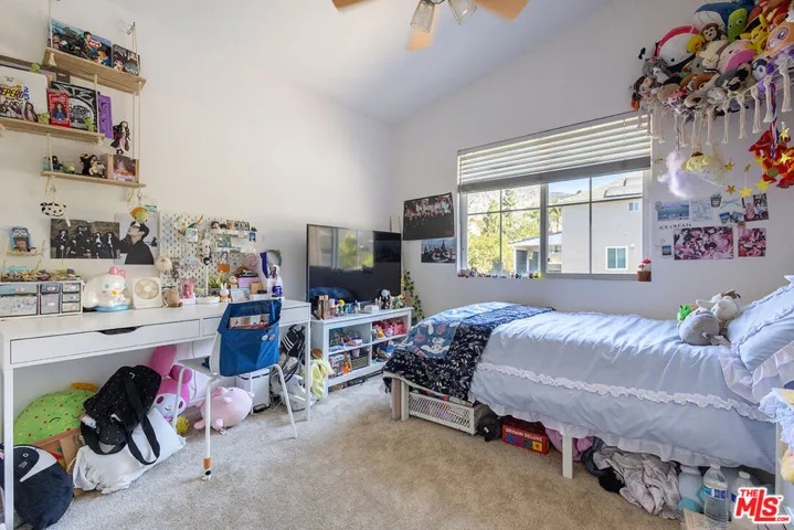 12110 Via Santa Rosa, Los Angeles, California 91342